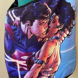 DC COMICS crossbody bag